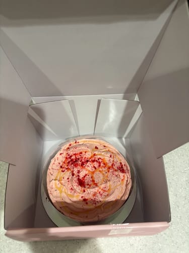 Customer photo review of Same Day Lemon and Raspberry Cake