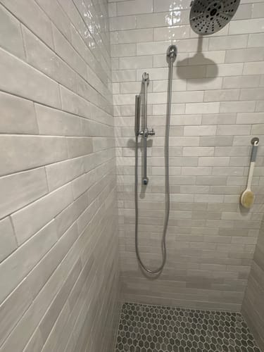 Customer photo review of 108 Inch Shower Hose