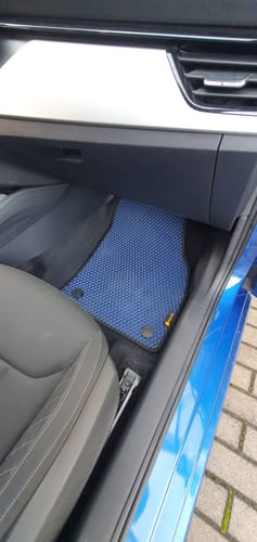 Customer photo review of Auto Fußmatten nach Maß - Komplettset