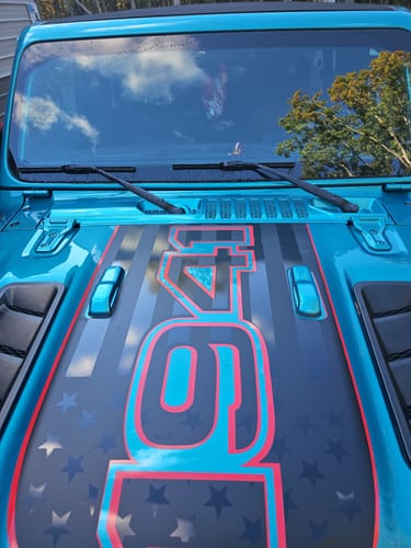 Customer photo review of Cowl Wiper Panel Painted OE Color (Fits JL/JT 2018-2025)