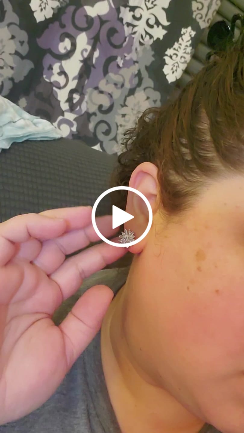 Customer video review of Astara 18k White Gold Plated Stud Earrings with Simulated Diamond Crystals
