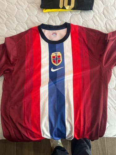 Customer photo review of Camiseta Noruega 24/25
