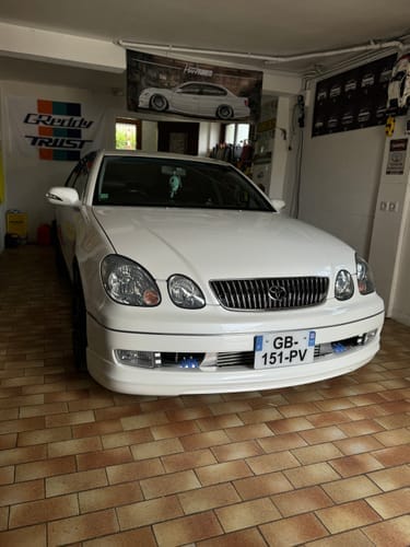 Customer photo review of Lexus GS300 Garage Flag
