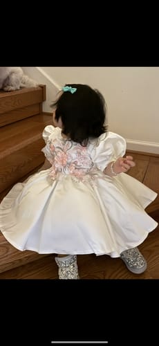 Customer photo review of Baby Girl Birthday Party Dresses Toddler Sweet Embroidered White Puff Sleeve Formal Princess Dress