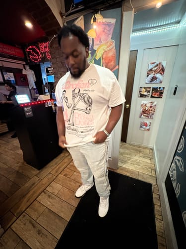 Customer photo review of Max 95 OG “Pink Foam” DopeSkill T-Shirt Broken Bones Graphic