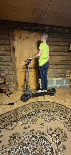 Customer photo review of Ausom L1 Electric Scooter