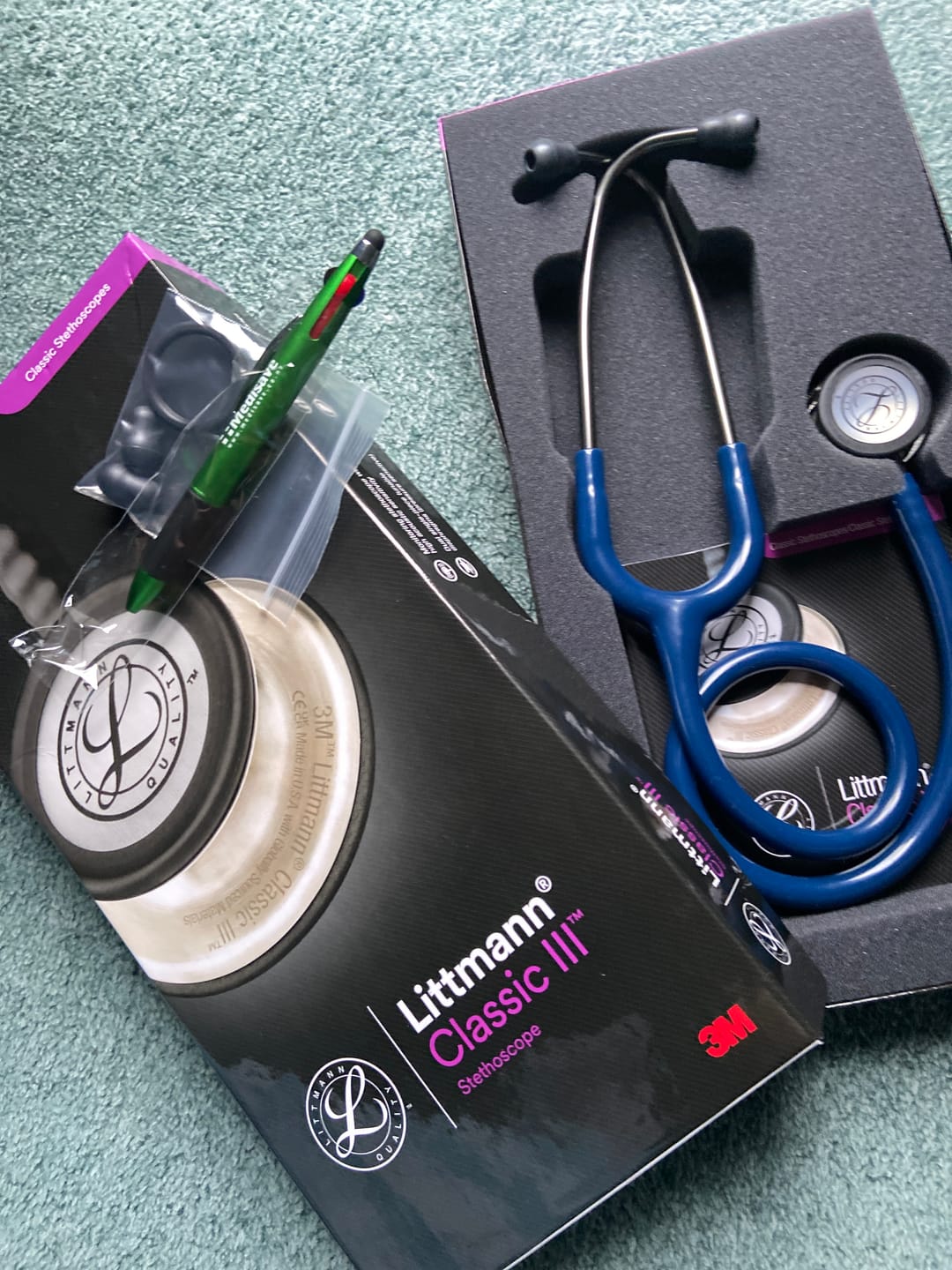 Customer photo review of Littmann Classic III Stethoscope: Mirror & Navy Blue 5863