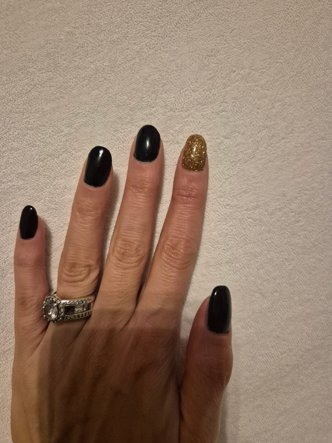 Customer photo review of Sapphire Black Dipping Powder