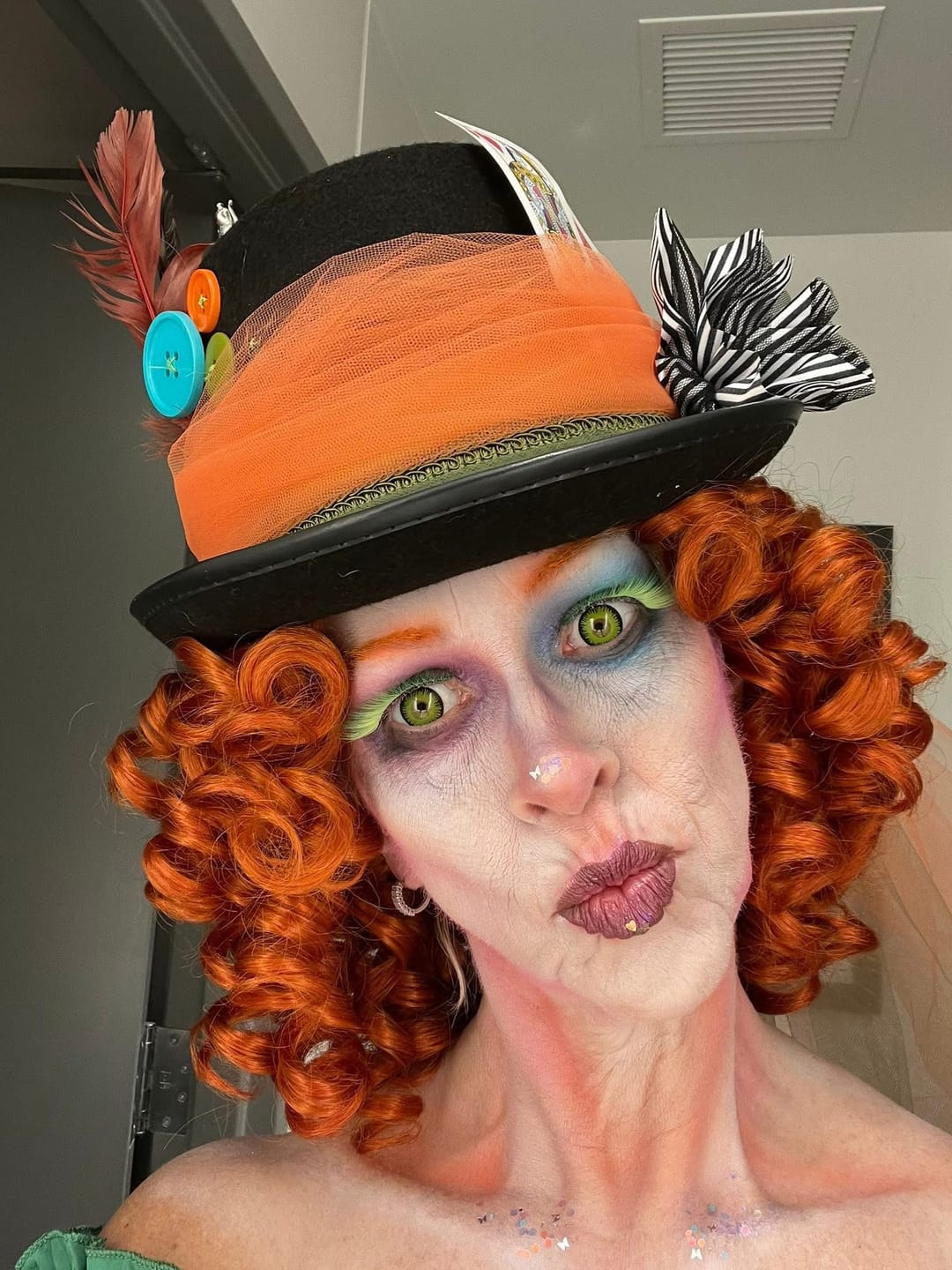 Customer photo review of Halloween SOLAR ECLIPSE Coloured Contact Lenses
