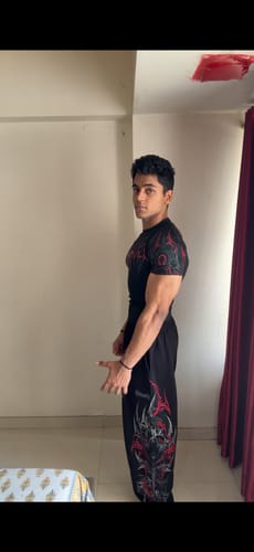 Customer photo review of Void Tech™ Nightfall Compression [NIGHTMARE]