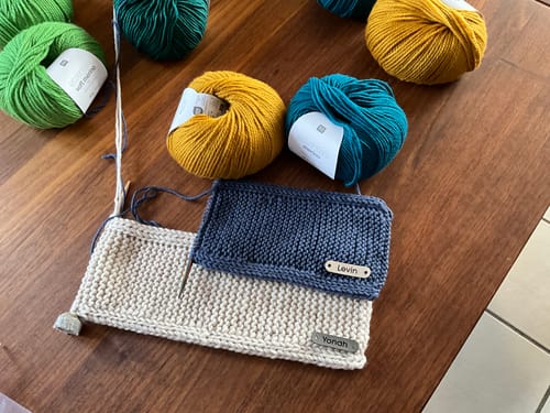 Customer photo review of Kunstleder Labels mit eigenem Schriftzug, verschiedene Farben