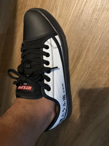 Customer photo review of HTXJPN Fuji2 Low Top Sneakers