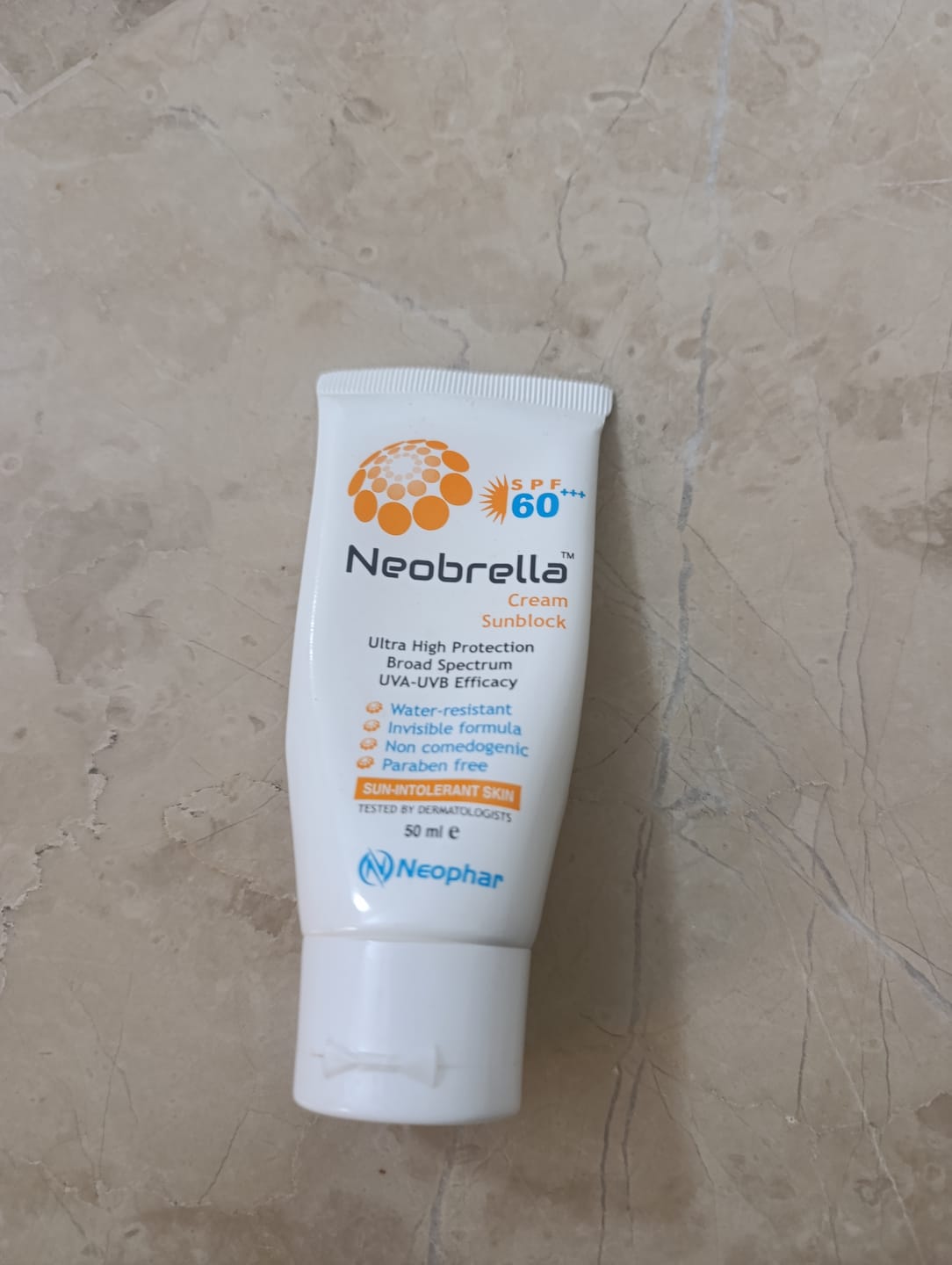 Customer photo review of Neobrella Sunblock Cream SPF60 PA+++