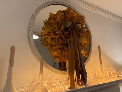 Customer photo review of Preserved Oak Leaves Wreath 24" Golden Yellow