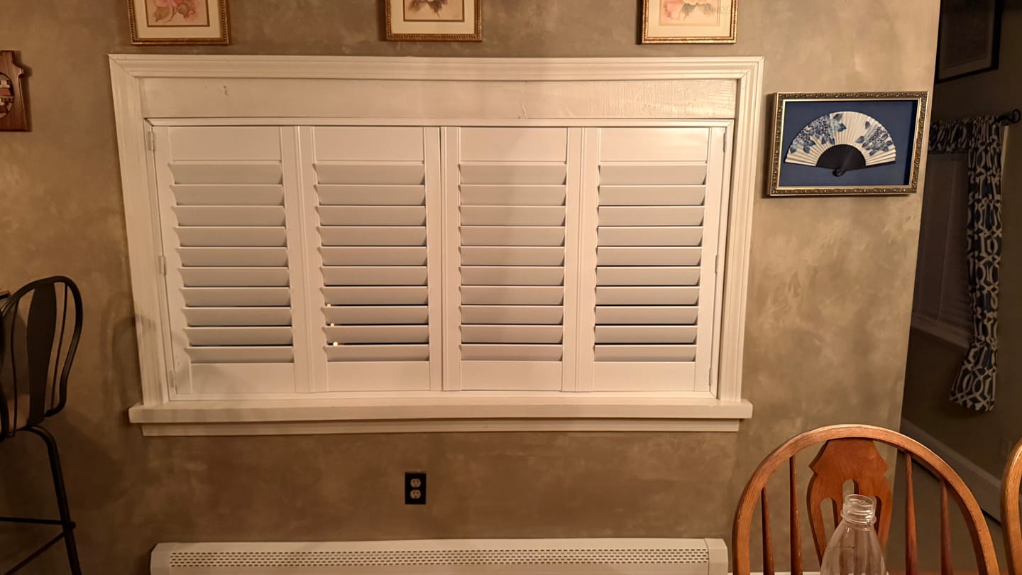 Customer photo review of Economy Polyresin Plantation Shutter