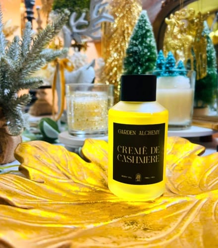 Customer photo review of CRÈME DE CASHMERE body oil