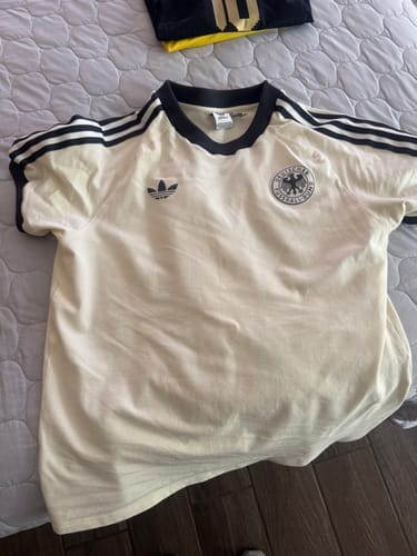 Customer photo review of Camiseta Alemania Celebrando 125 Años 2025