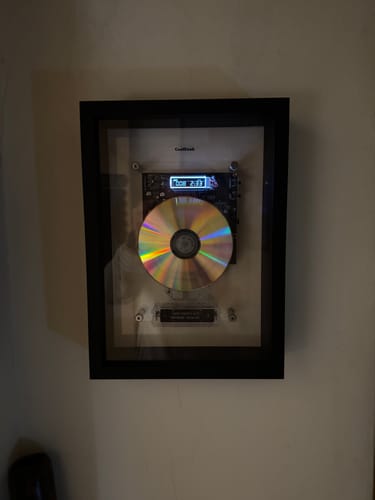 Customer photo review of M1 Music Frame CD Player