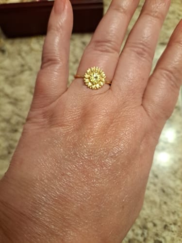 Customer photo review of Sunflower Ring Gold / Silver