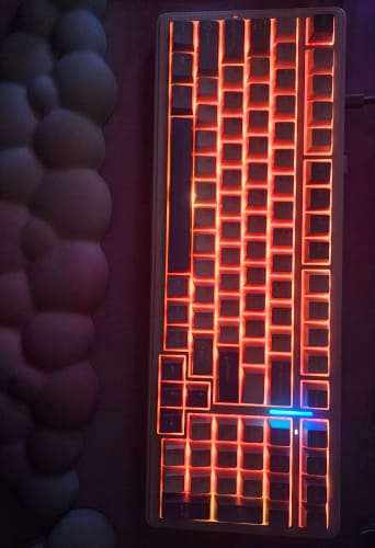 Customer photo review of AULA F99 PRO - 96% Gasket Wireless Mechanical Keyboard