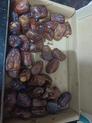 Customer photo review of تمر سيوي عبوة كرتون 700 جرام فيرجينيا