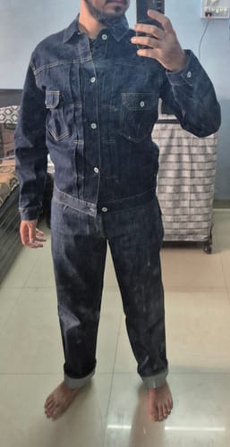 A reviewer provides a full-length view of the 1950s Type 2 Selvedge Denim Jacket to show the fit.