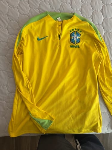 Customer photo review of Chándal Brasil 24/25