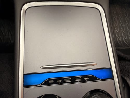 Customer photo review of Voice-Controlled Ambient Light Charging Extension for Tesla Model 3/Y(2020-2024)