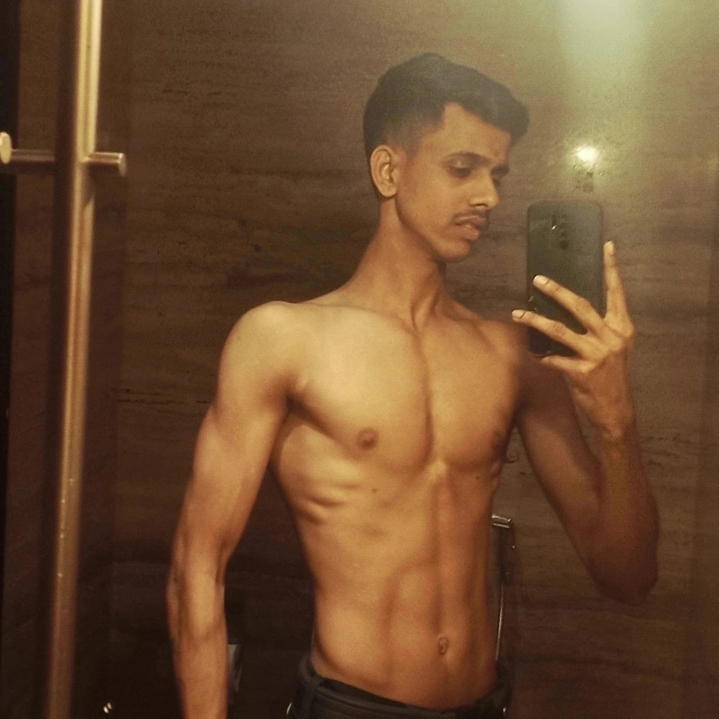 Customer photo review of Wellcore Creatine Monohydrate (Tropical Tango, 33 Servings) + YouWeFit Omega-3 Triple Strength Fish Oil (1250mg, 30 Capsules)