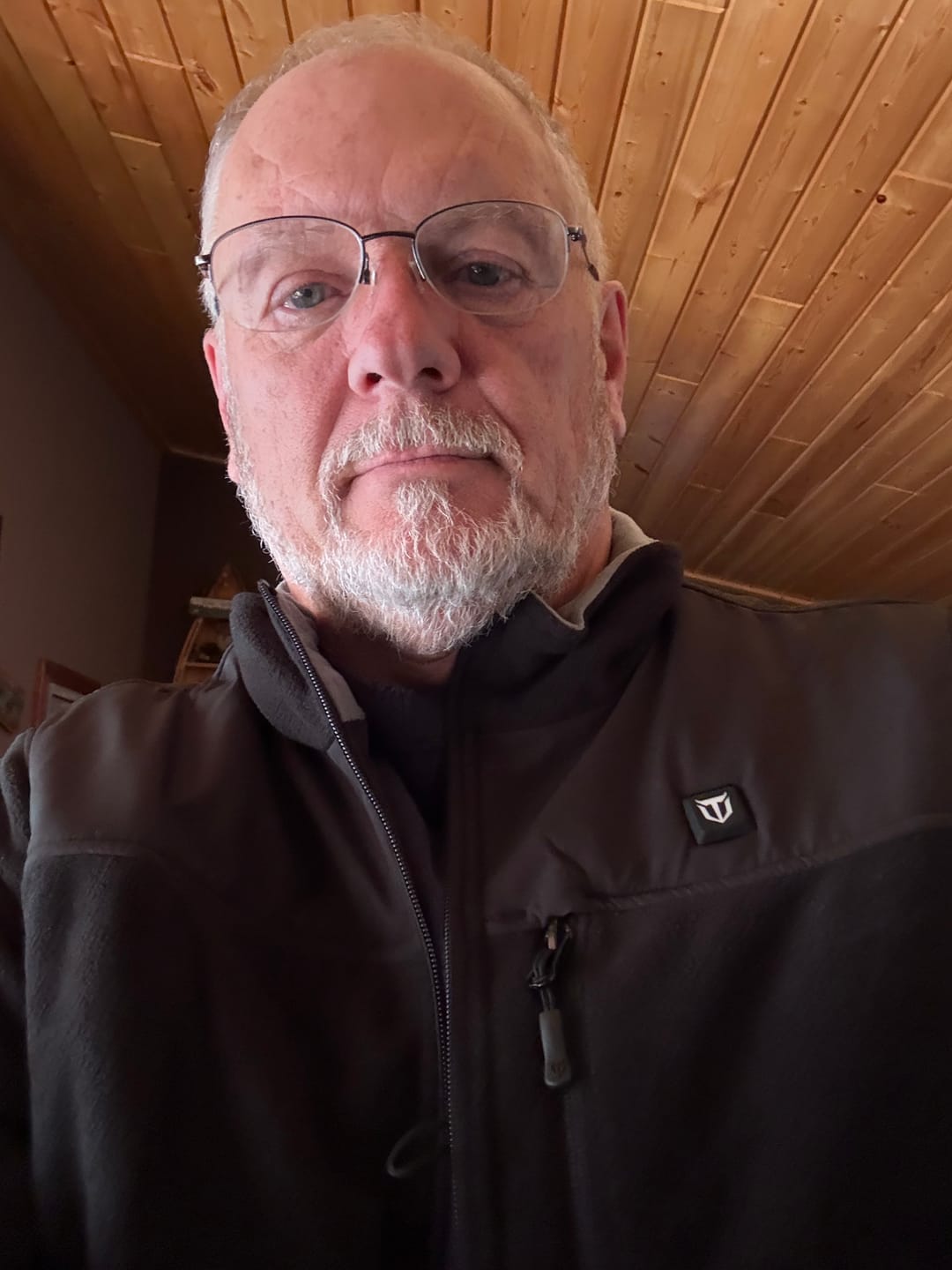 Customer photo review of Men’s Heated Jacket Fleece with Battery Pack, Rechargeable Coat for Hunting (Black, Camo, Size S-XXXL)