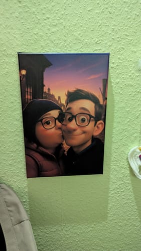 Swenja D. review of Personalisierte Leinwand - Portrait im Disney-Stil image 1 out of 1