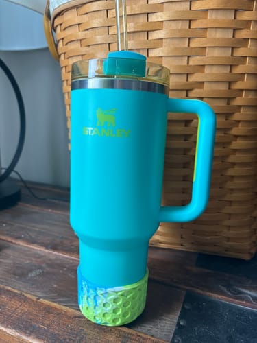Customer photo review of Bright Lime Remix WAFFLE Tumbler Boot -fits 20-40oz New!
