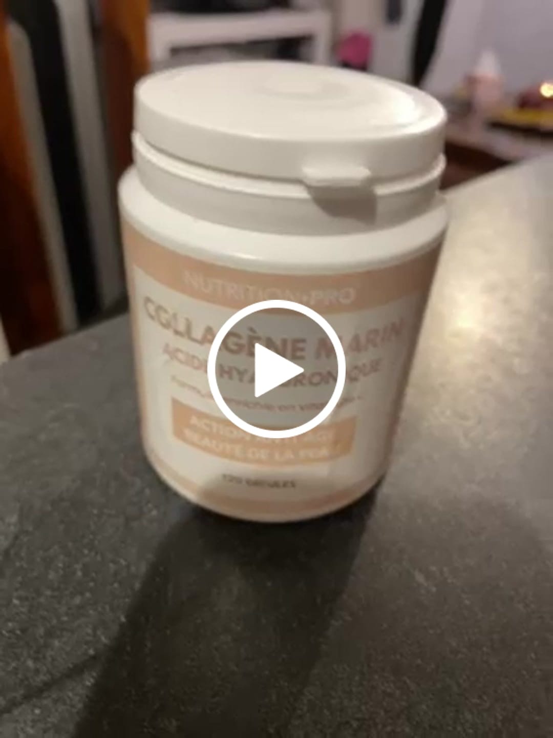 Customer video review of COLLAGÈNE MARIN HYDROLYSÉ / ACIDE HYALURONIQUE - 120 GÉLULES