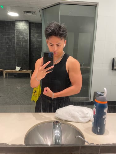 Customer photo review of Premium Ultra-Soft Cotton Fitted Tank 3 Pack