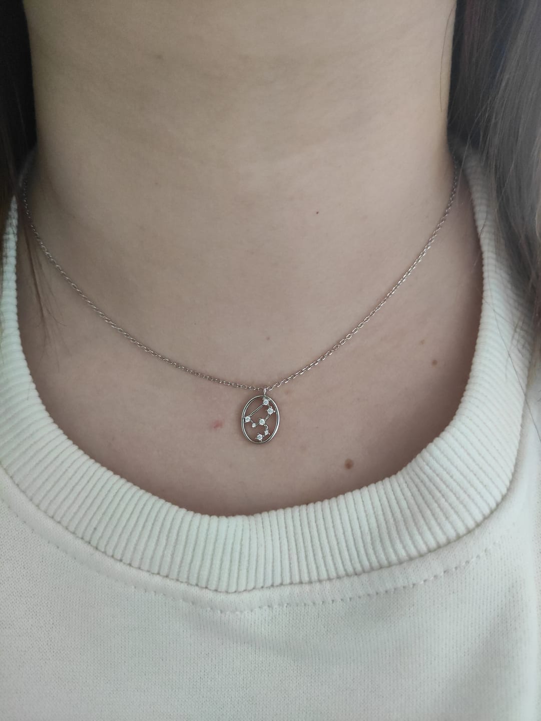 Customer photo review of Collar Signos Brillantes