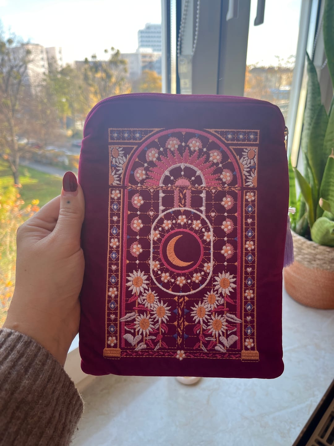 Customer photo review of Iridescence E-Reader Sleeve - Pink
