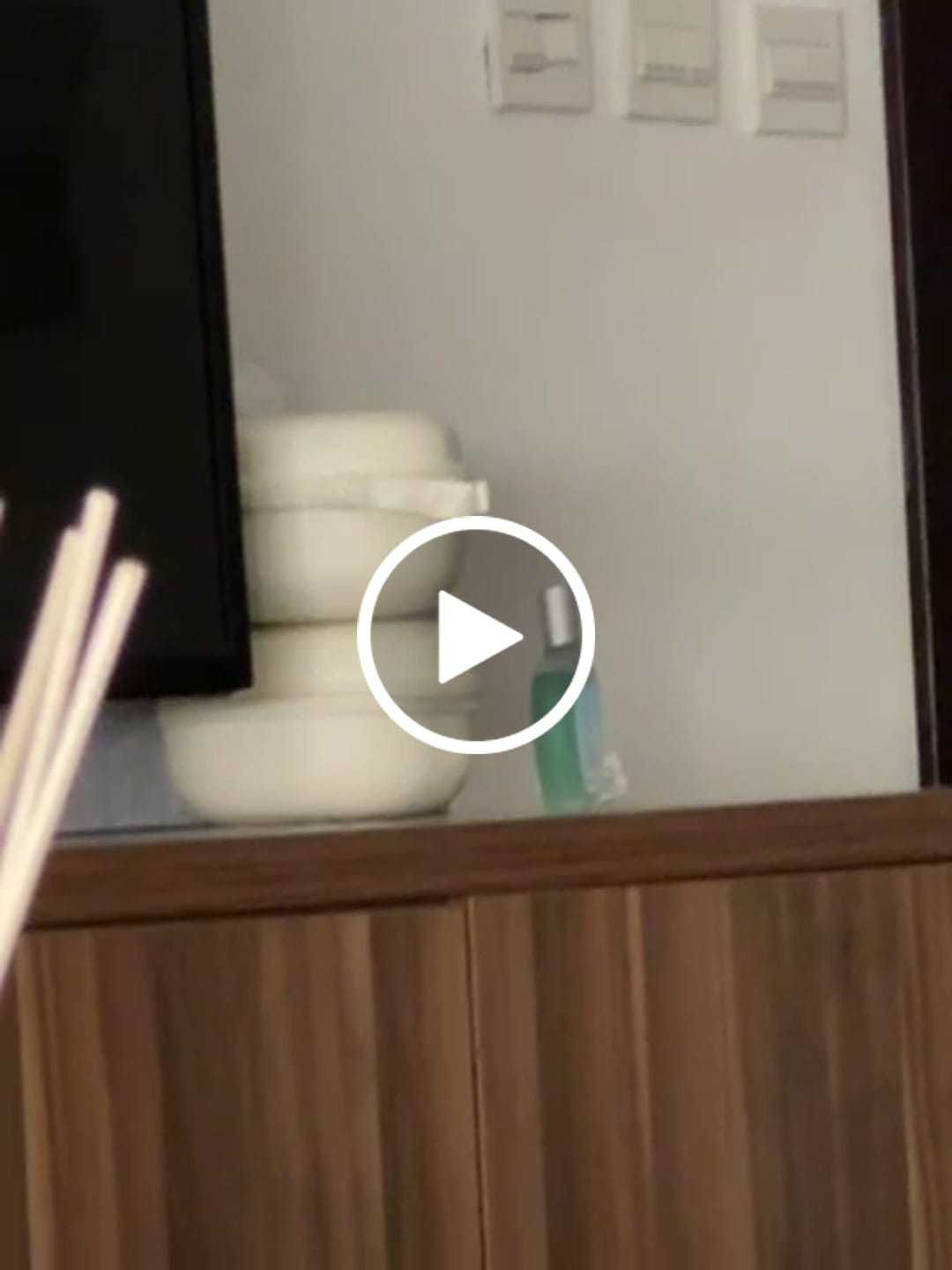 Customer video review of Momcozy M5 Wearable Breast Pump (Grey)