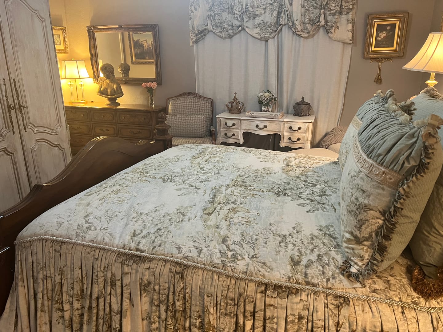 Customer photo review of Tie-Up Valance in Bosporus Flax Toile