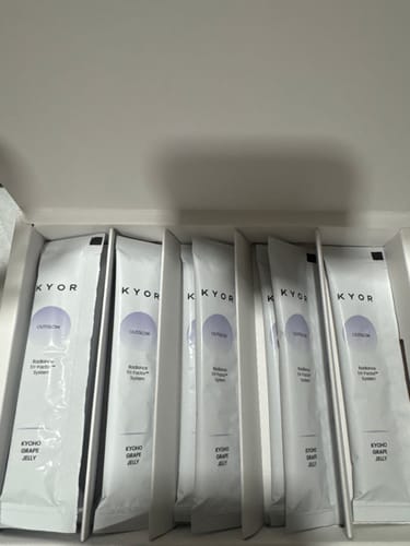 Customer photo review of OUTGLOW - Radiance Tri-Factor™ Jelly