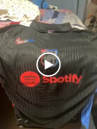 Customer photo review of Camiseta FC Barcelona Away 24/25 Jugador
