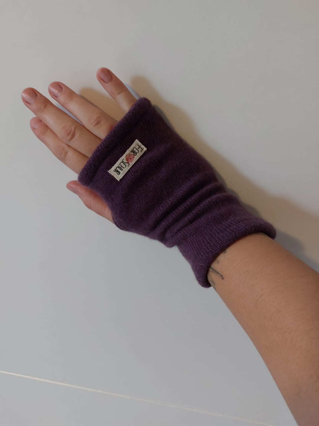Customer photo review of Kaschmir Handstulpen Lila