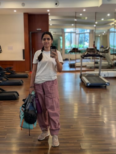 Customer photo review of Boxate Yoga Pants