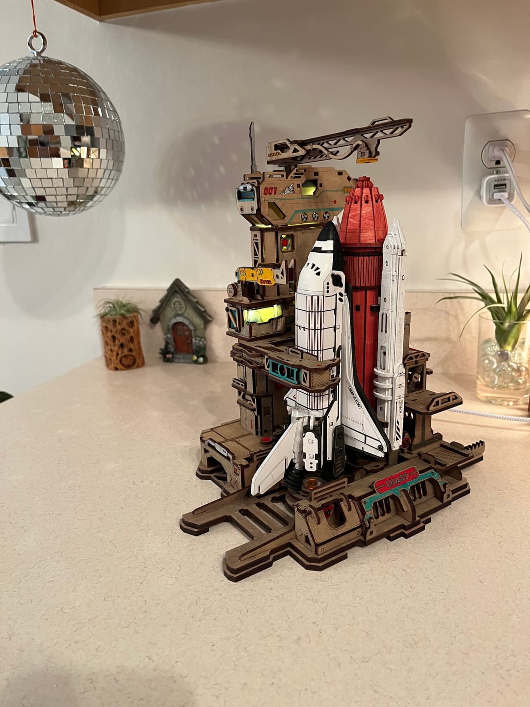 Customer photo review of 3D Wooden Space Shuttle Puzzle with LED Effects – Interactive Model