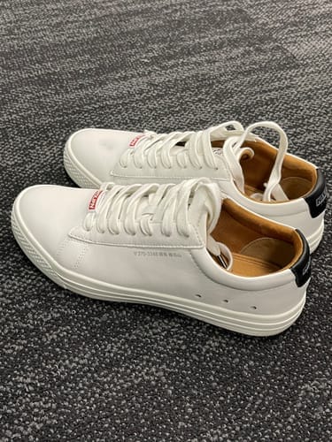 Customer photo review of HTXJPN Gunma White Sneakers