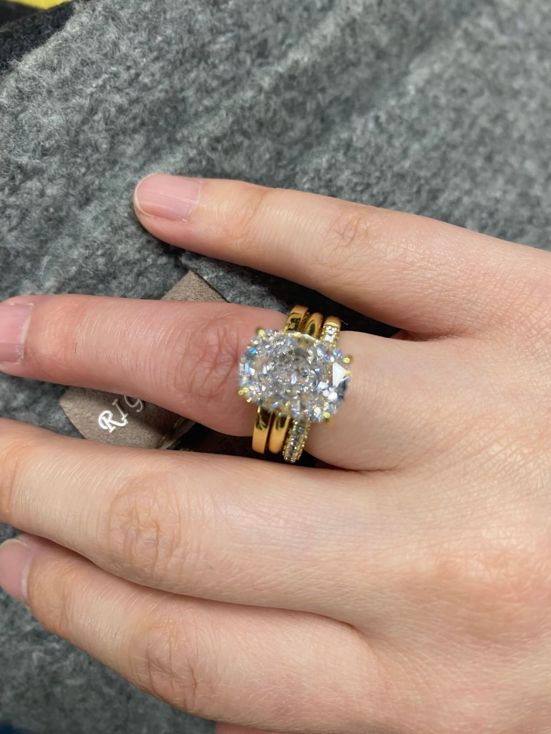 Customer photo review of S925 3PC Wedding Sets 6.5Ct Elongated Cushion Cut Wedding Ring Set With Classic Wedding Bands