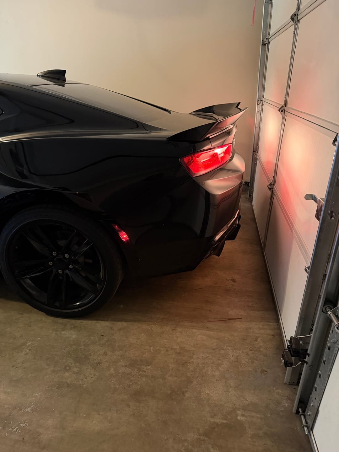 Customer photo review of 6th Gen Camaro Track Package Rear Spoiler