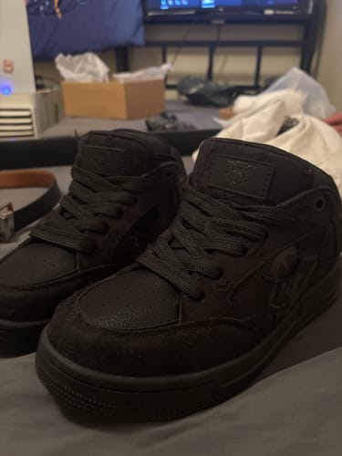 Customer photo review of Rubber Sole Black Knight Destruction Skate Shoes