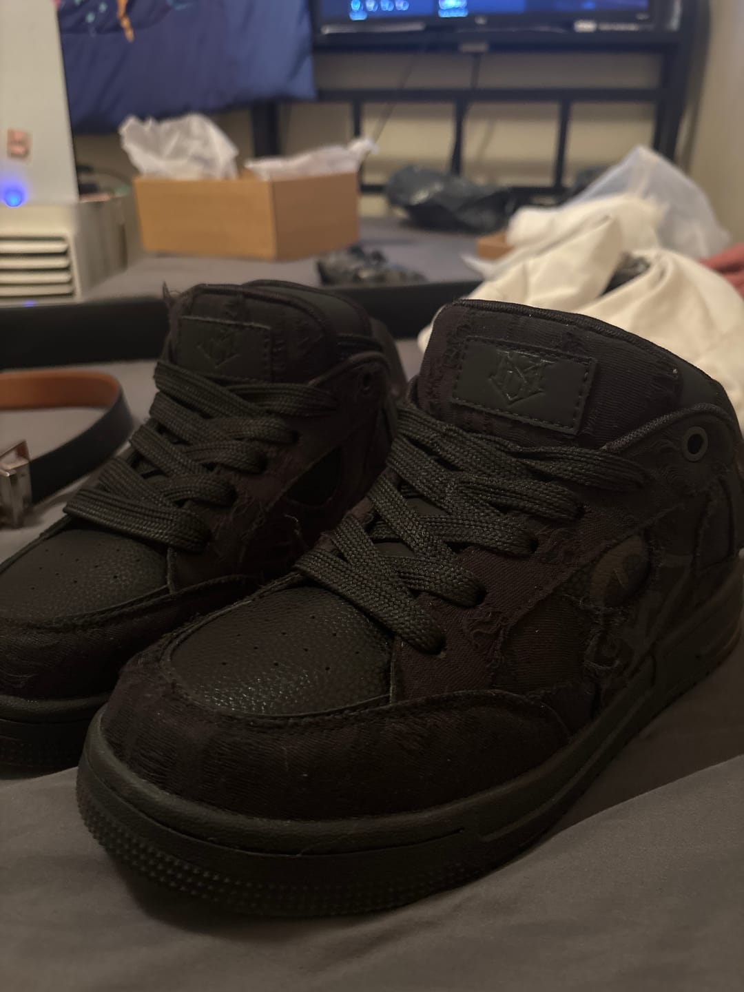 Customer photo review of Rubber Sole Black Knight Destruction Skate Shoes