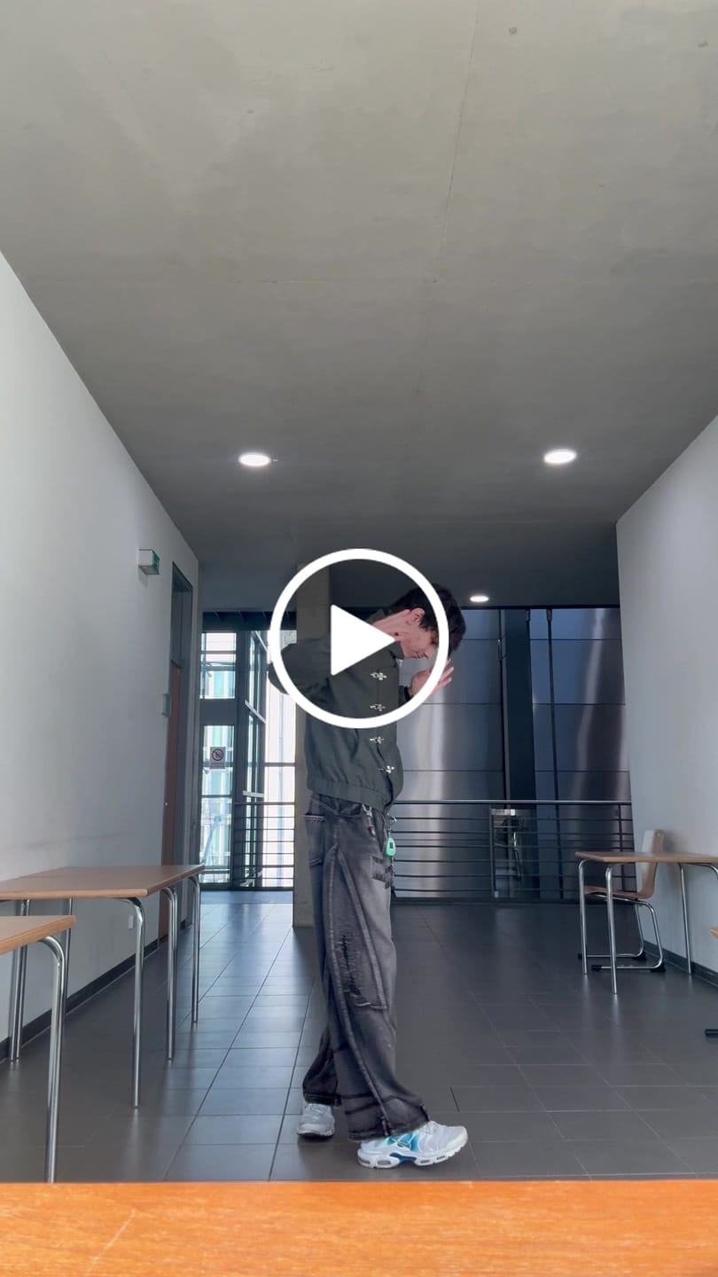 Customer video review of Aelfric Eden Metal Button Boxy Jacket