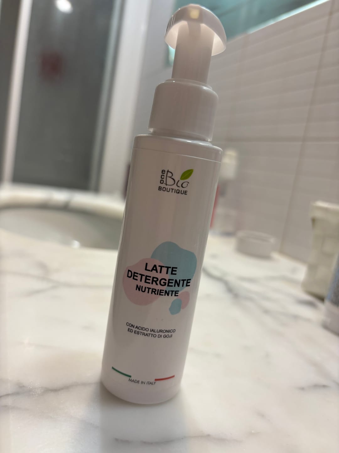 Customer photo review of Latte Detergente Nutriente